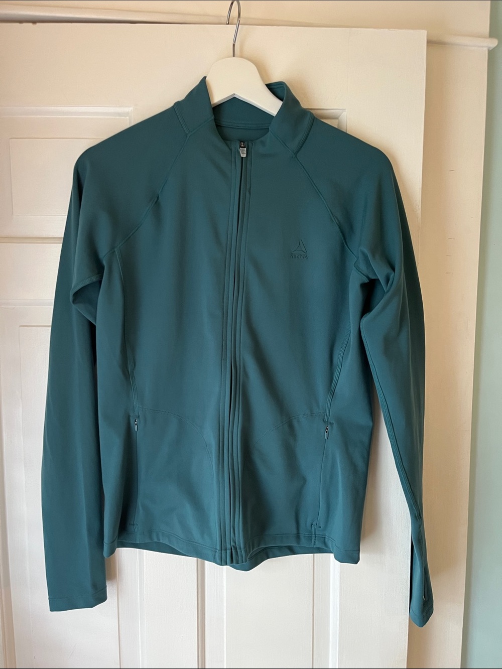 Like New Reebok Move Performance Teal Softshell Exercise Jacket Zip Top - Balsam - Picture 2 of 5